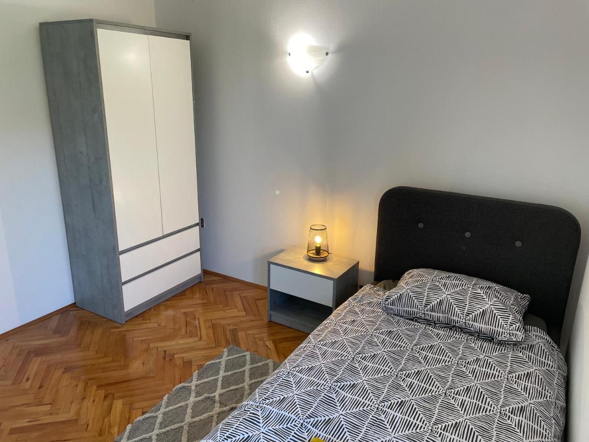 Apartment Tulip Premantura Luaran gambar